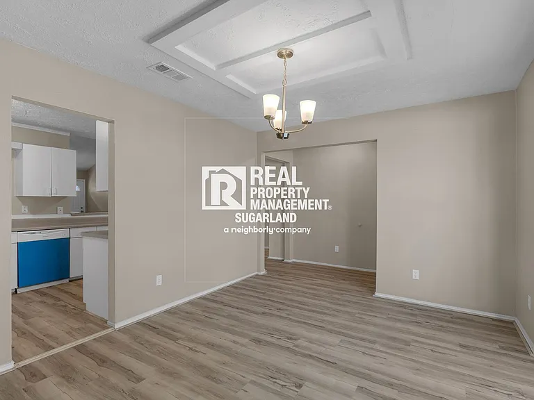 10515 Long River Dr — Photo 6