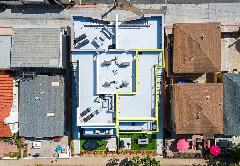 Unit Photo
