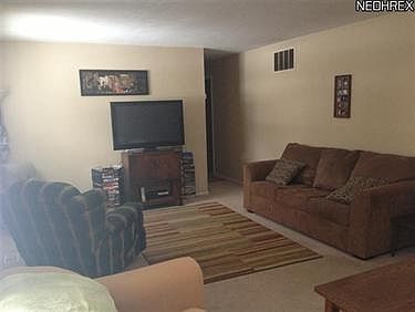 2nd image of 6114 Thistlewood Dr
