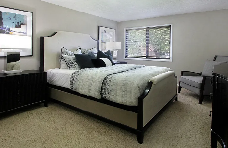 Inwood Village Apartments — Photo 7