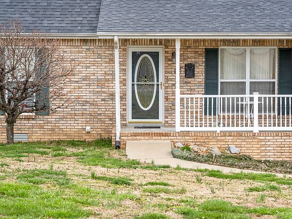 3rd image of 477 Kristie Michelle Ln