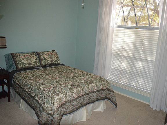 4th image of 109 Idlewild Ct