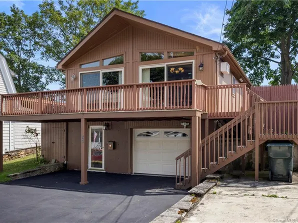 26 Avery Court, New London, CT 06320