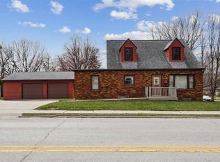 2105 E Court St, Iowa City, IA 52245