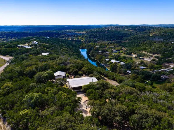 240 Pikes Peak Rd, Kerrville, TX 78028