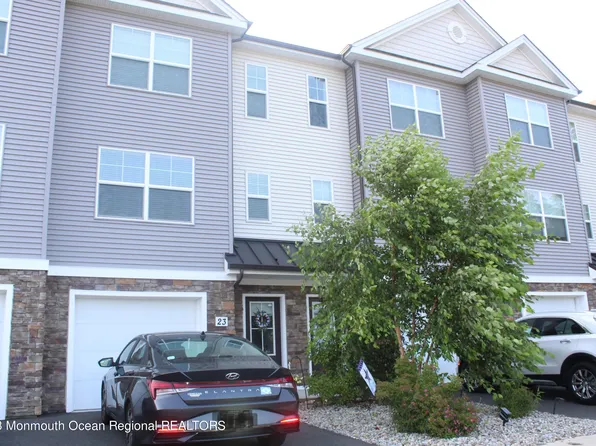 23 Berkeley Crossings Way, Bayville, NJ 08721