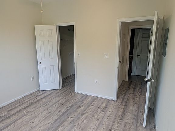 3rd image of 4405 Weatherington Ln Unit 403