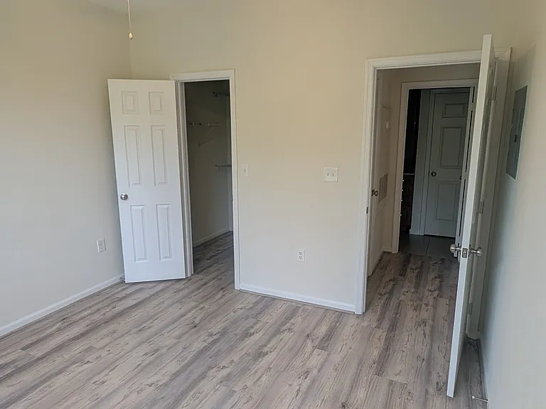 4405 Weatherington Ln #403 — Photo 2