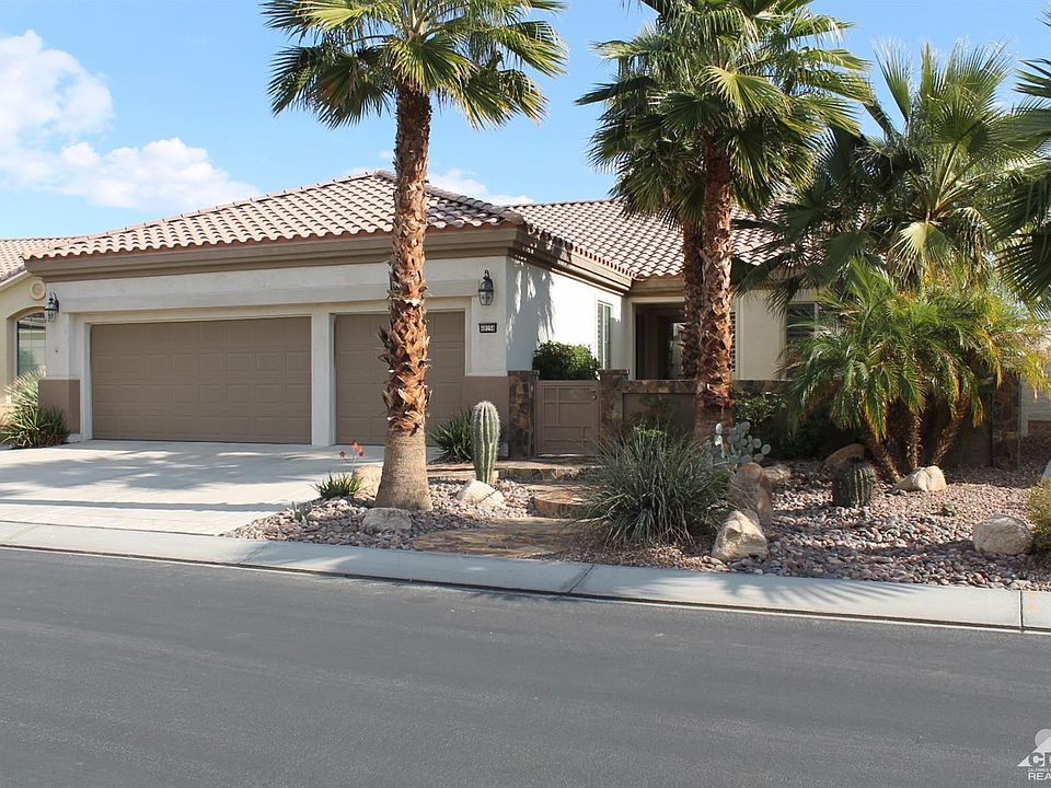 1st image of 40258 Calle Cancun