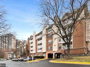 1504 Lincoln Way APT 103, Mc Lean, VA 22102