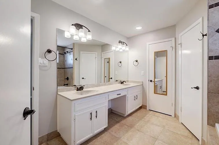 11428 Bristle Oak Trl — Photo 16