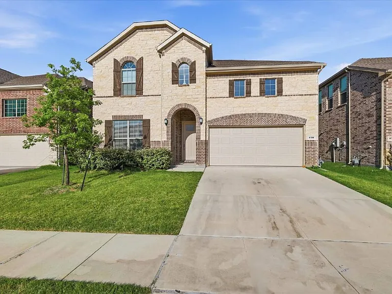 8316 Catalpa Ln — Photo 2
