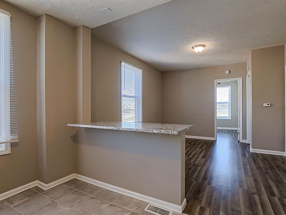 5th image of 118 N 30th St #4