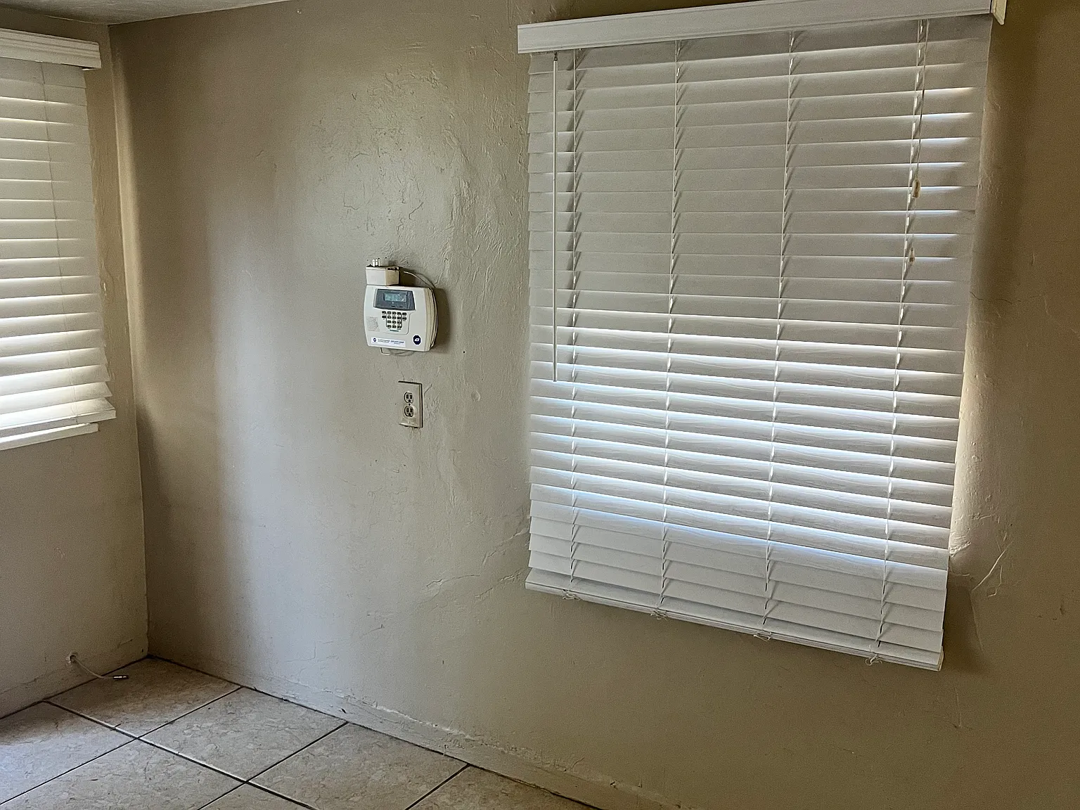 1 bed, 400 sqft, $800 — Photo 2