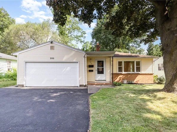 200 Royleston Rd, Rochester, NY 14609