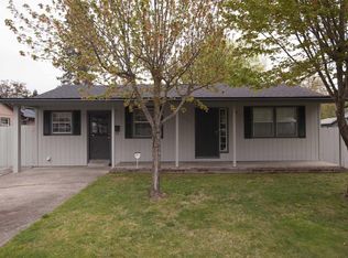 719 SW Greenwood Ave, Grants Pass, OR