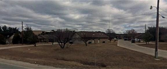 2nd image of 1901 Taylor Ave