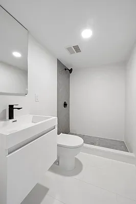 Rented by Ankor Management | media 25