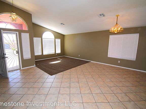3rd image of 1709 Diamond Oaks Ct