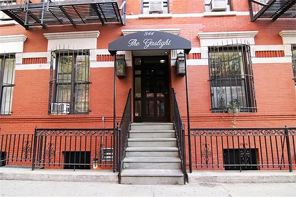 Sold by Maison International | media 4