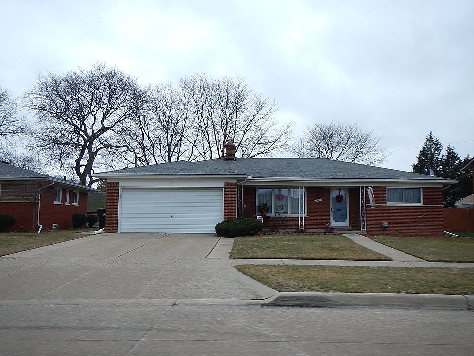 1st image of 31241 Greenhaven St