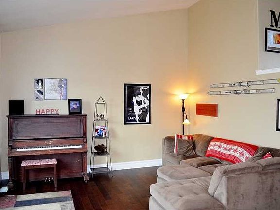 2nd image of 3824 Avenue F