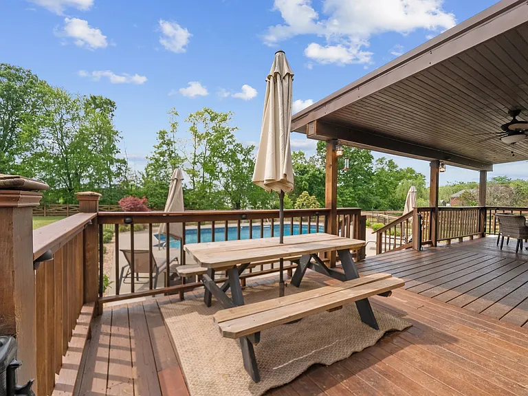 3412 Clegg Dr — Photo 24