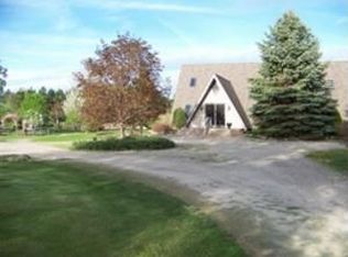 8280 Logana Rd, Greenwood, MI 48006