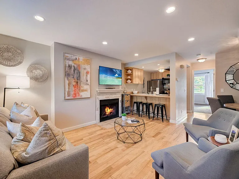 1478 Park Ave — Photo 5