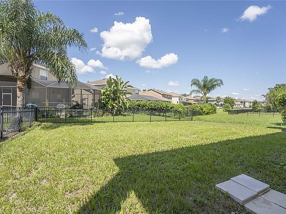 4th image of 11225 Creek Haven Dr