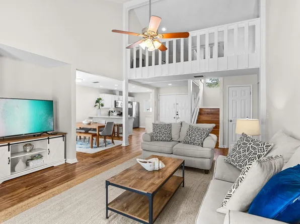 453 Linkside Pl E, Miramar Beach, FL 32550