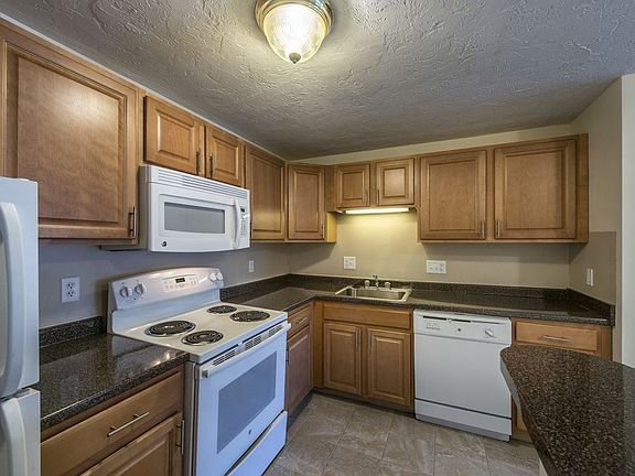 5th image of 46 Dean St APT E