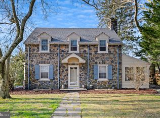 402 Irving Dr, Wilmington, DE 19802