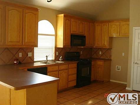 5th image of 4849 Jodi Dr