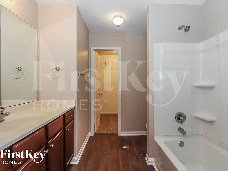 8015 Distant Harbor Rd — Photo 10