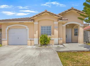 21524 SW 89th Path, Cutler Bay, FL 33189