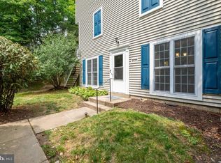 2853 Burgundy Pl, Woodbridge, VA 22192