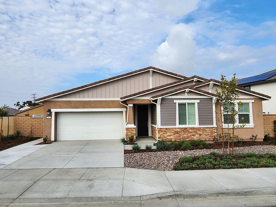 1st image of 1643 Gold Medal Ln