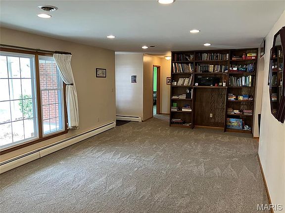 4th image of 707 S Cottage Grove Ave