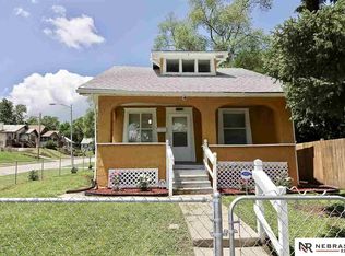 3702 N 44th Ave, Omaha, NE 68111