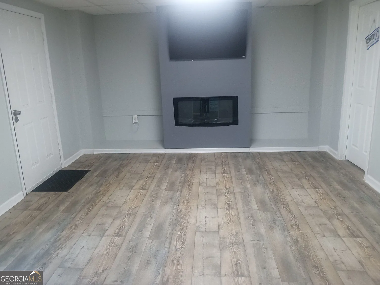 1 bed, 1.0 bath, 900 sqft, $1,100 — Photo 3