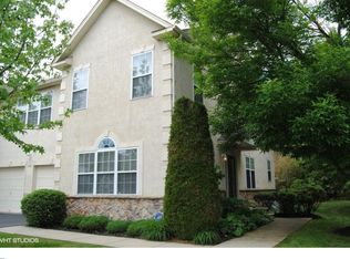202 Hampton Green Dr, North Wales, PA