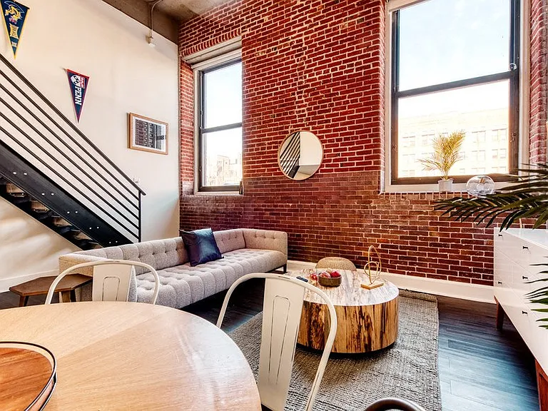 West Lofts Apartments — Photo 41