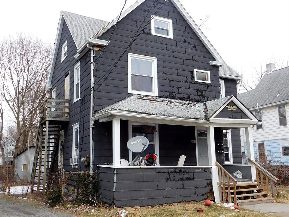 1st image of 21 Deforest St