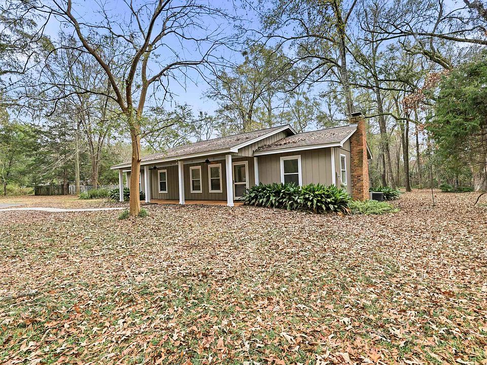1st image of 7585 Skipper Ln
