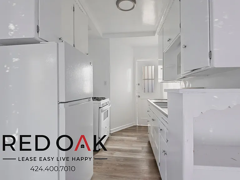 5146 Clinton St #2 — Photo 2
