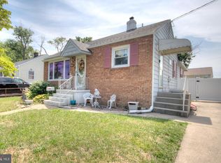 121 Princeton Ave, Bellmawr, NJ 08031