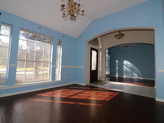 2nd image of 11903 Susie Ct