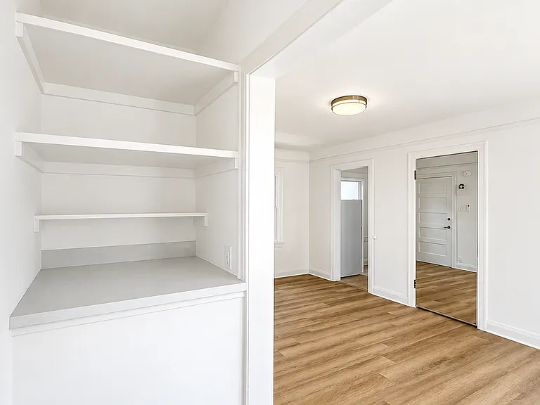 832 N Edinburgh Ave #10 — Photo 7