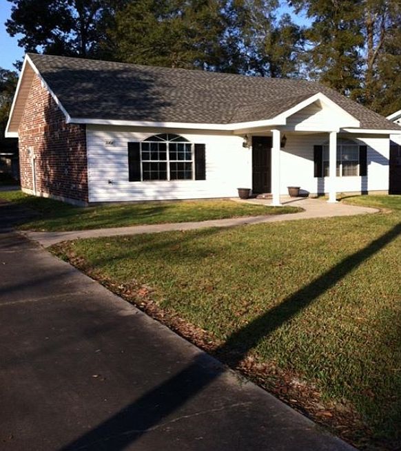 1st image of 2208 Linda Ave